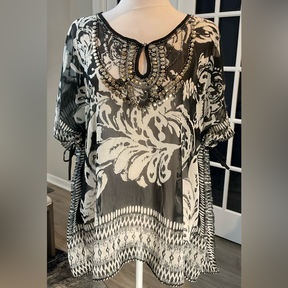Peck & Peck Sheer Floral Kaftan Top - Beaded Neckline - Black & White